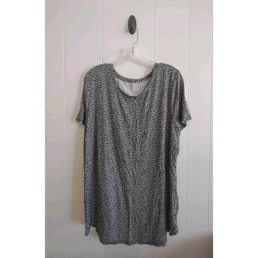 Women's Black & White Floral Soft Stretch T Shirt Size XXL